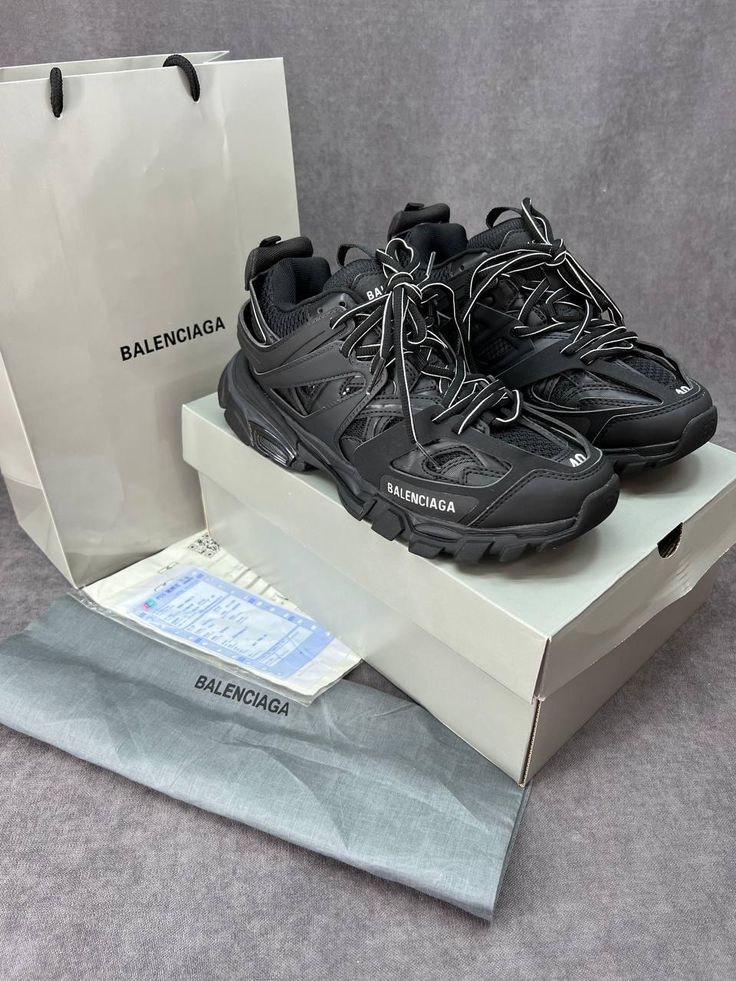 Balenciaga Tracks